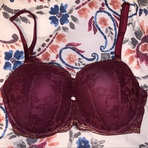 NWOT lined demi VS bra